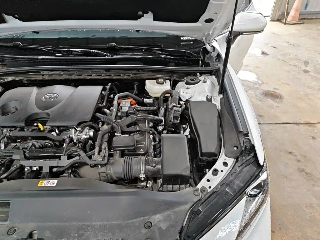 Toyota Camry — миниатюра 24