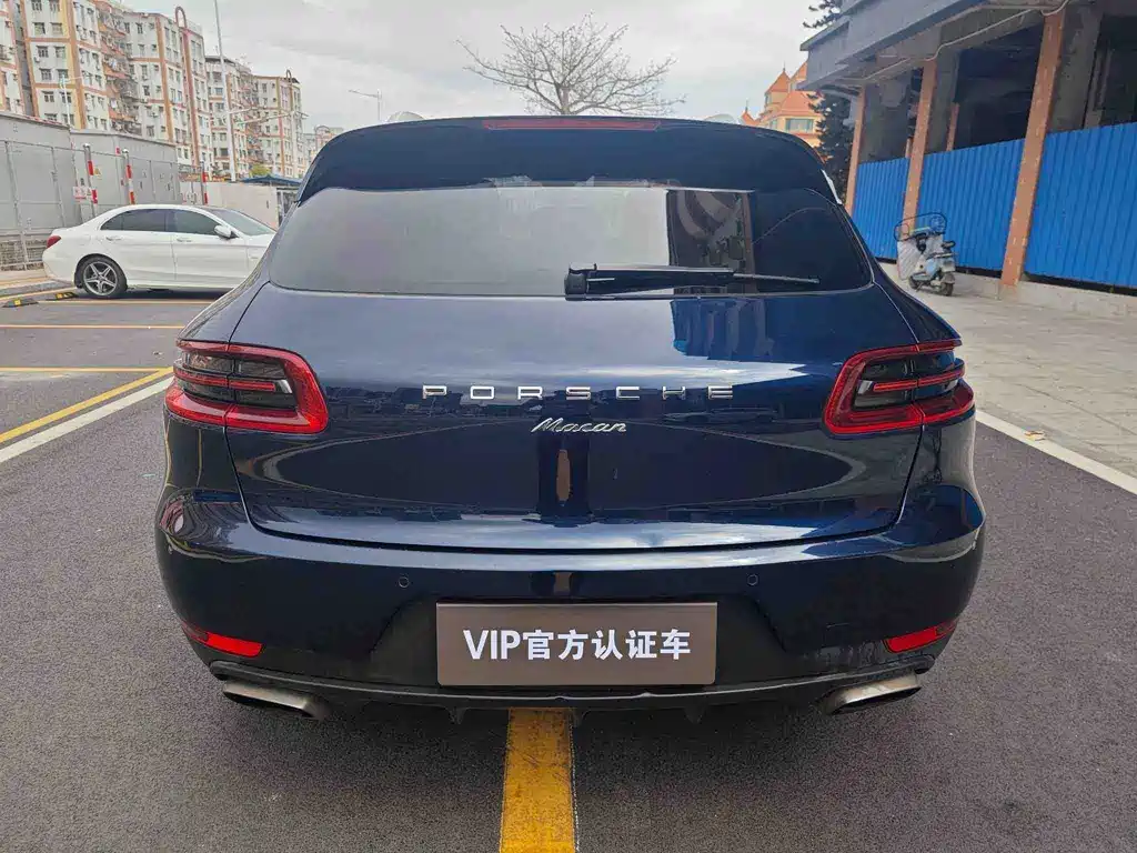 Porsche Macan — миниатюра 5
