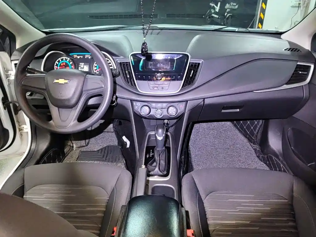 Chevrolet Cavalier — миниатюра 10