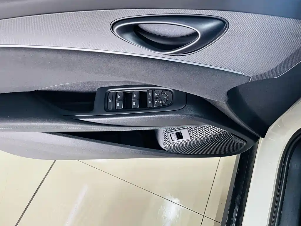 BYD Seal 06 — миниатюра 16