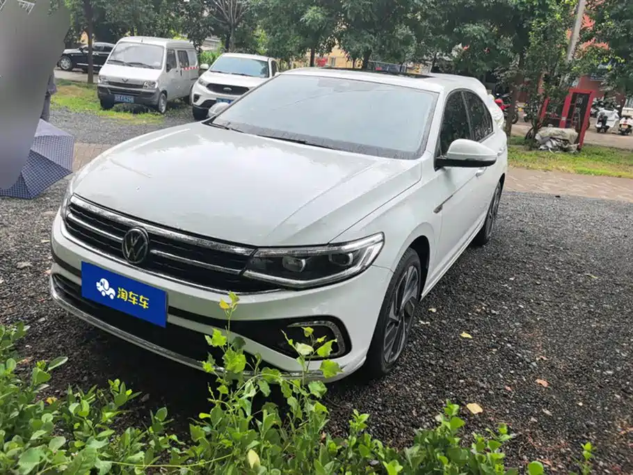 Volkswagen Bora 2023