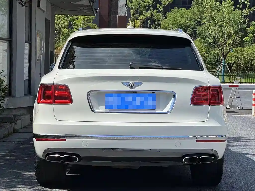 Bentley Bentayga 2018 4.0T V8