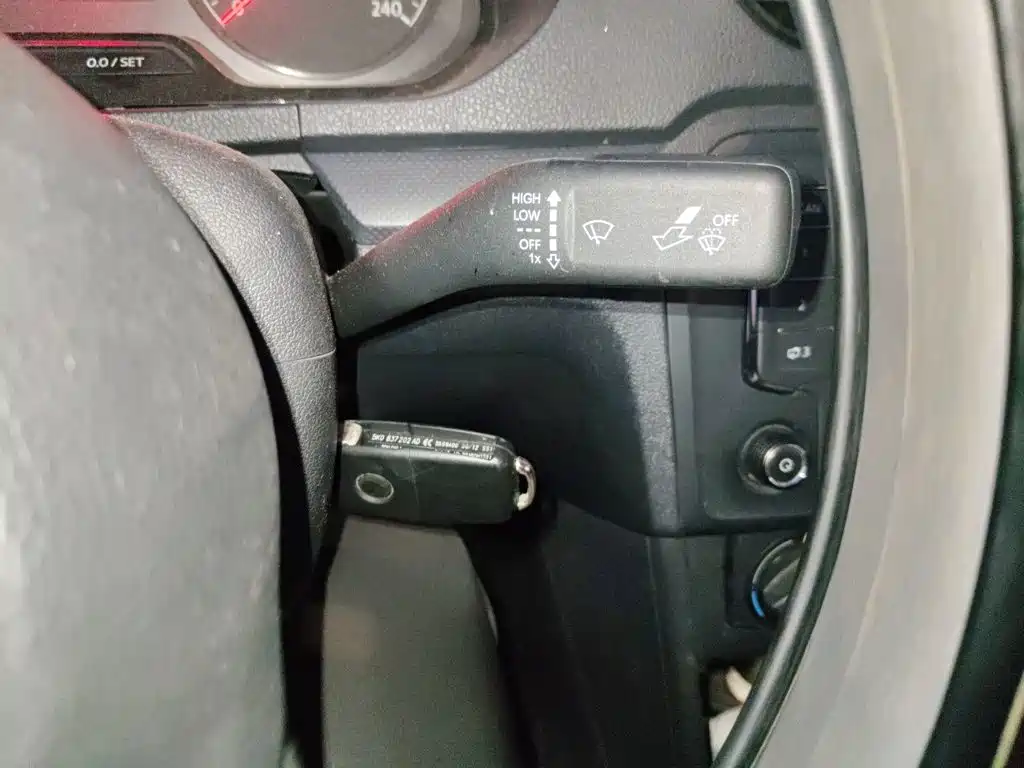 Volkswagen Jetta — миниатюра 12