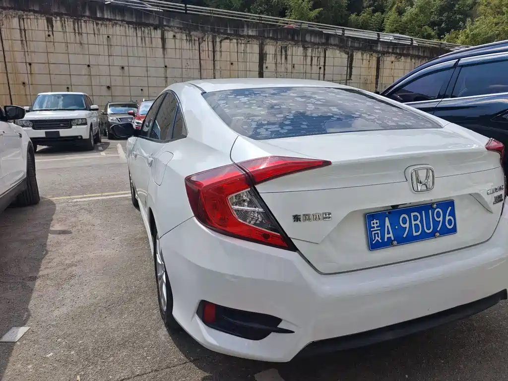 Honda Civic — миниатюра 9