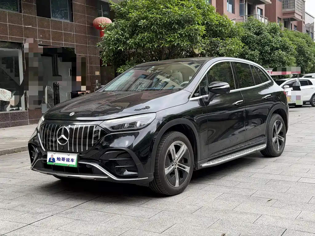 Mercedes-Benz EQE SUV 2023