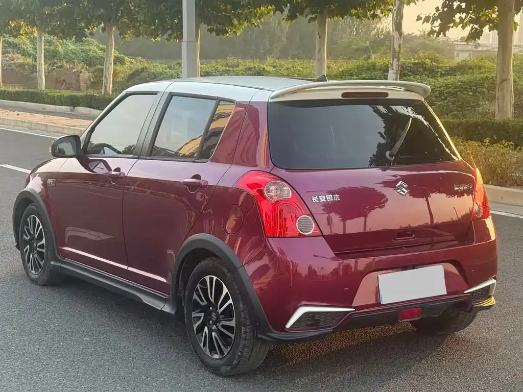 Suzuki Swift — миниатюра 7