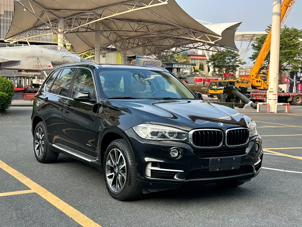 BMW X5 (Import) — миниатюра 3