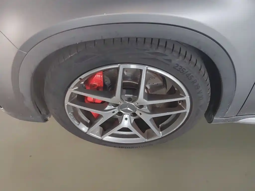 Mercedes-Benz GLA AMG — миниатюра 23