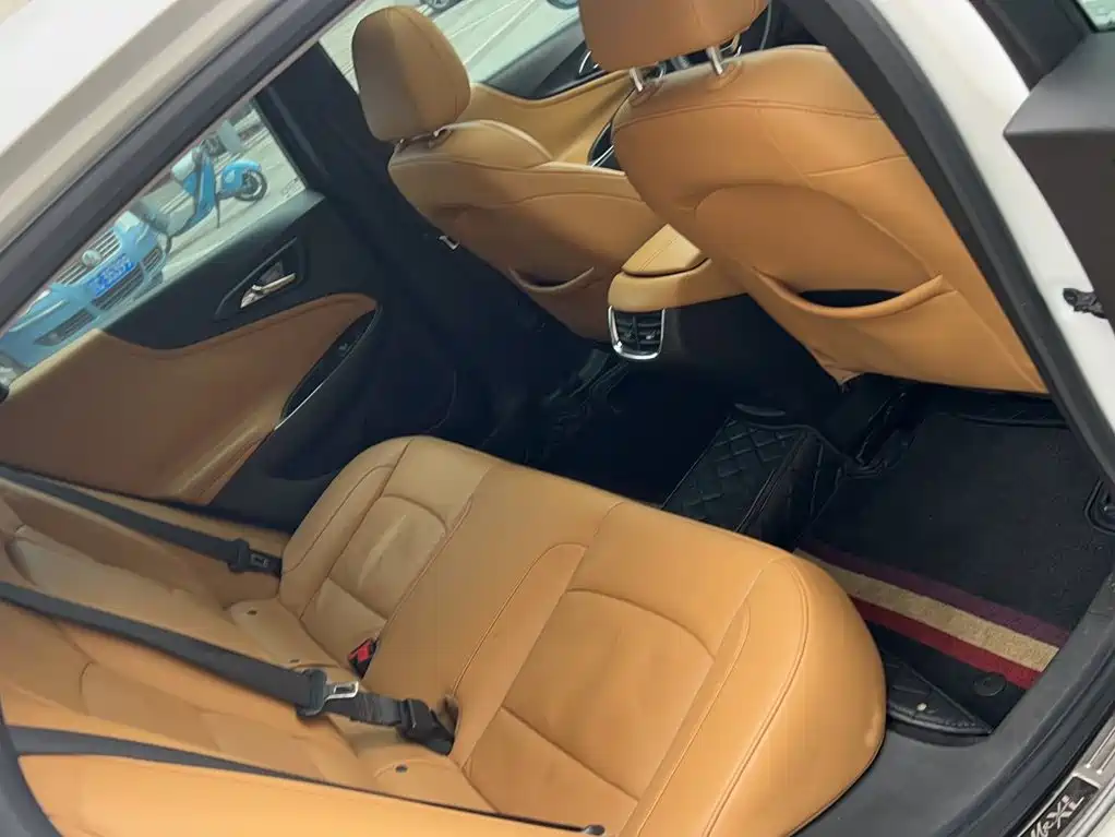 Chevrolet Malibu XL — миниатюра 14