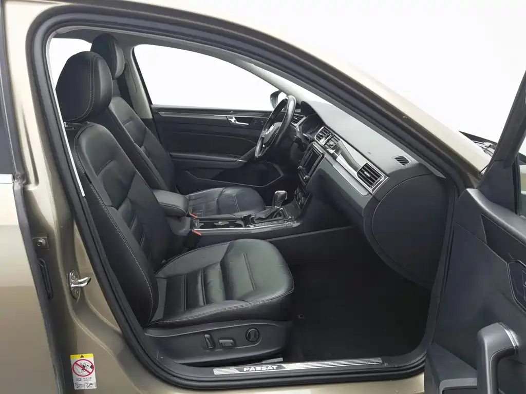 Volkswagen Passat — миниатюра 23