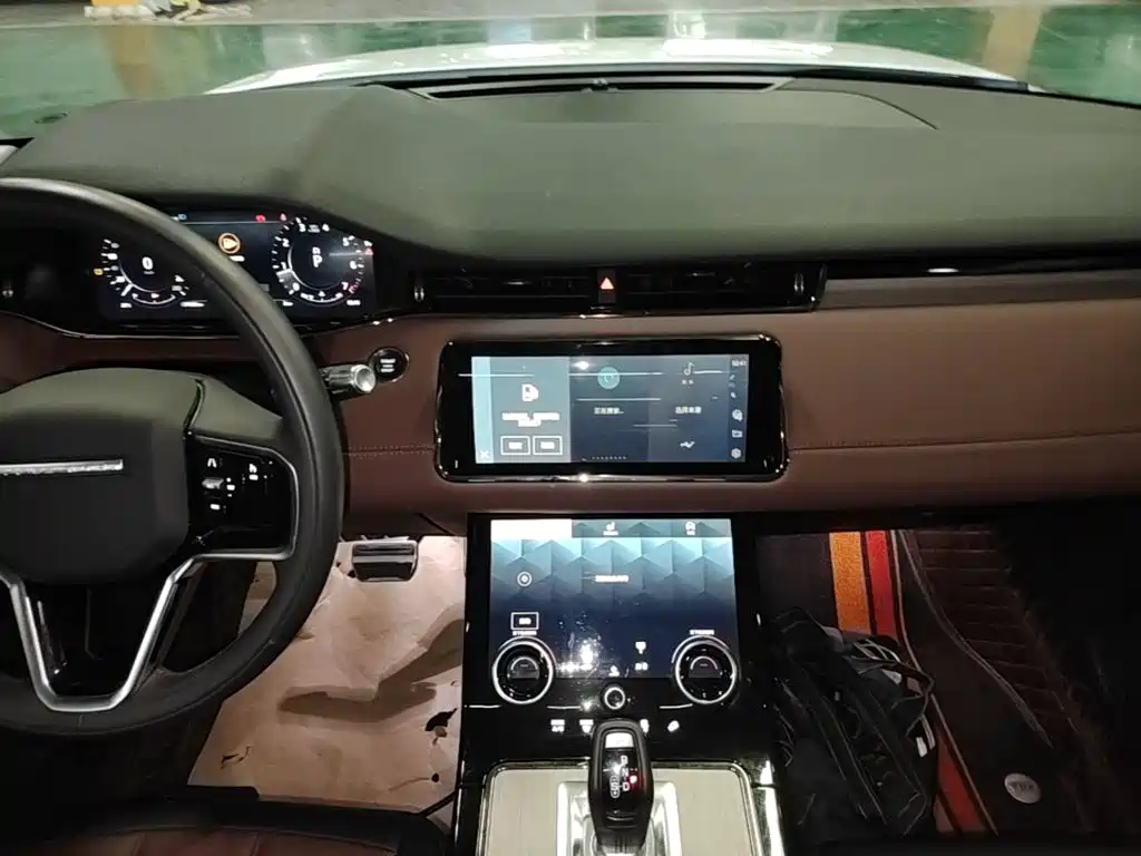 Land Rover Evoque — миниатюра 12