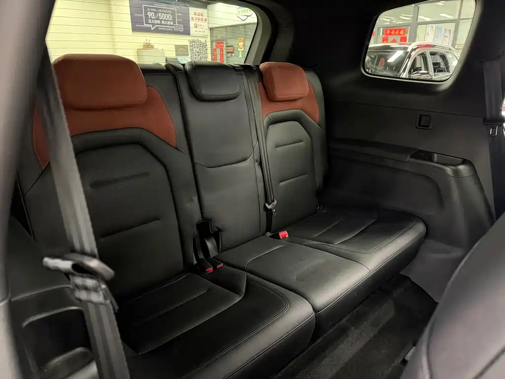 Ford Equator New Energy — миниатюра 10
