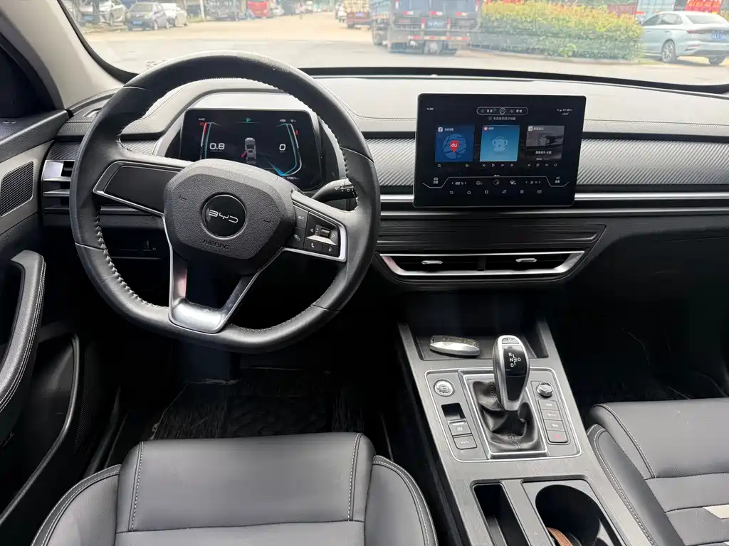 BYD Qin Pro Pro 2020 1.5TI AT Luxury