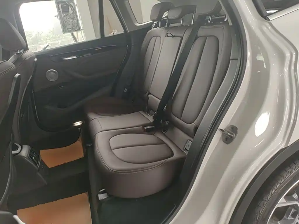 BMW X1 — миниатюра 17