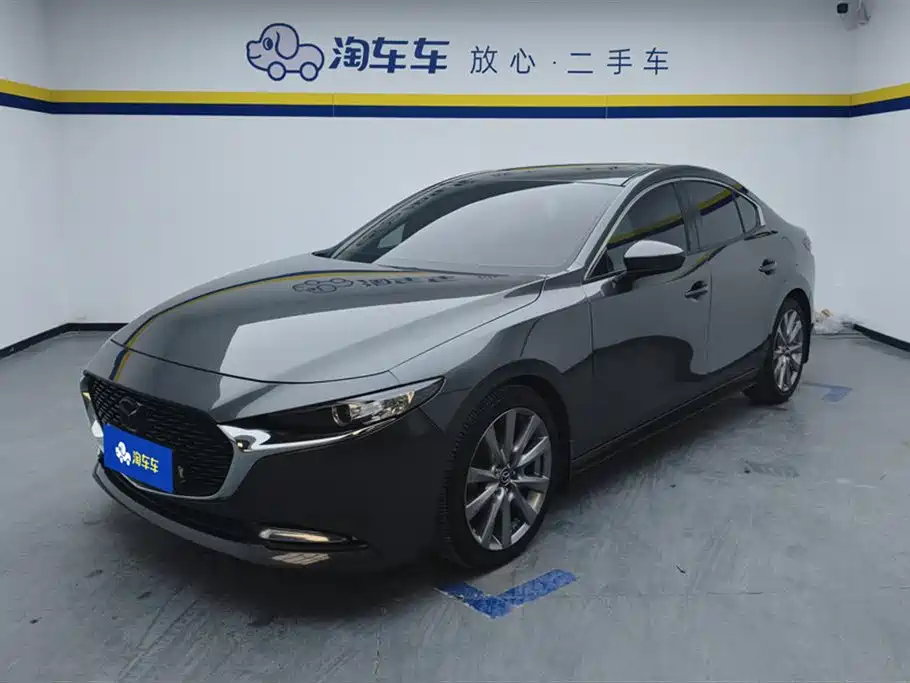 Mazda 3 Axela 2022