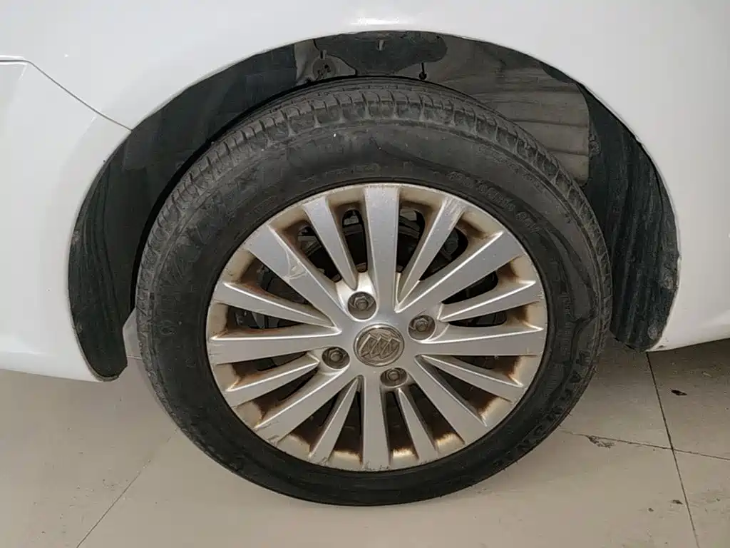 Buick Excelle — миниатюра 23