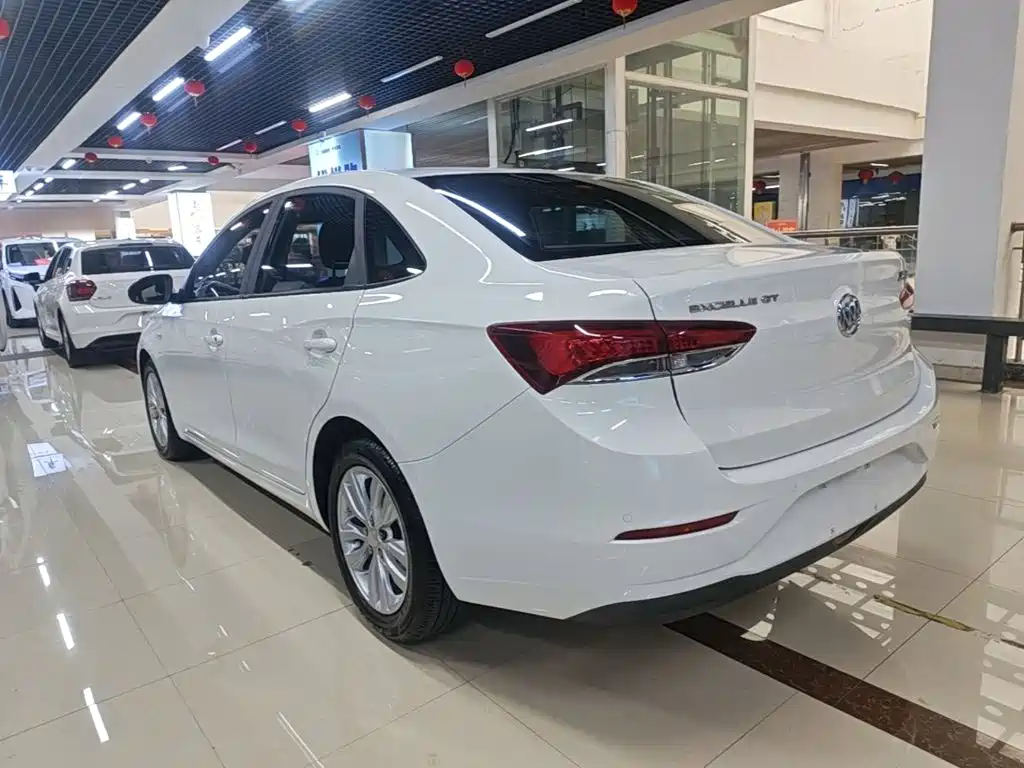 Buick Excelle — миниатюра 5