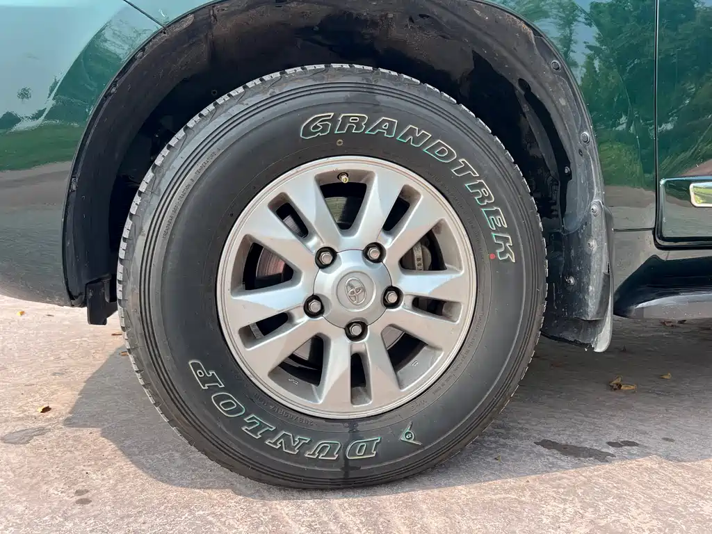 Toyota Land Cruiser — миниатюра 10
