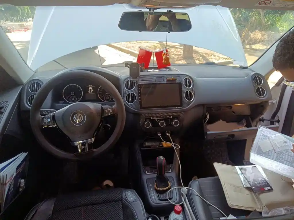 Volkswagen Tiguan — миниатюра 13