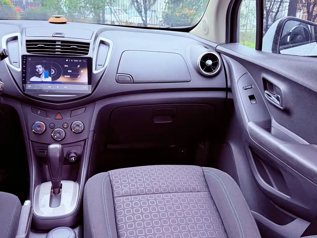 Chevrolet Trax — миниатюра 15