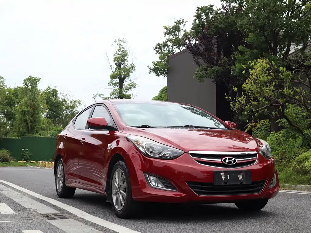 Hyundai Elantra Langdong — миниатюра 2