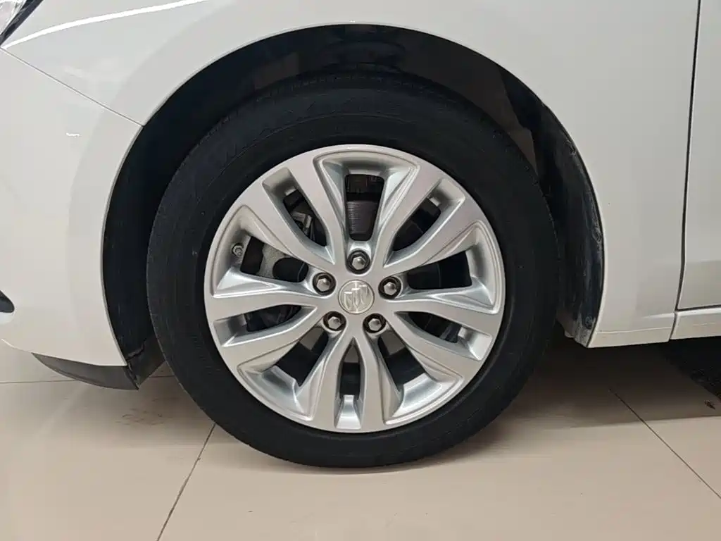 Buick Excelle — миниатюра 23