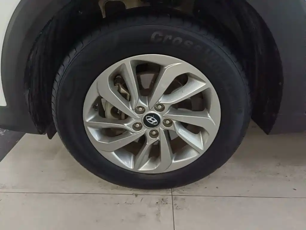 Hyundai Tucson — миниатюра 23
