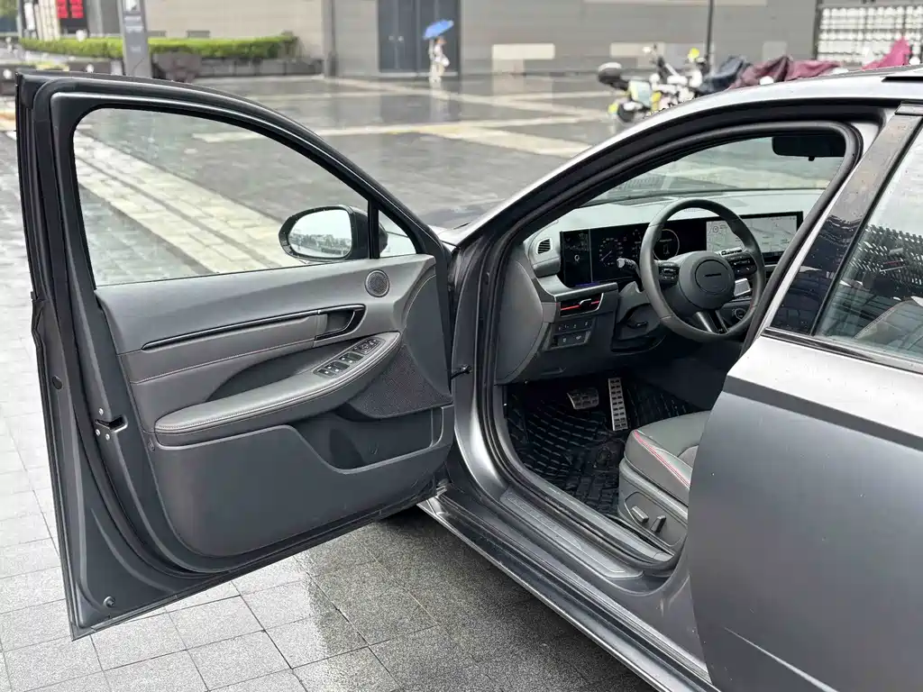 Hyundai Sonata — миниатюра 16