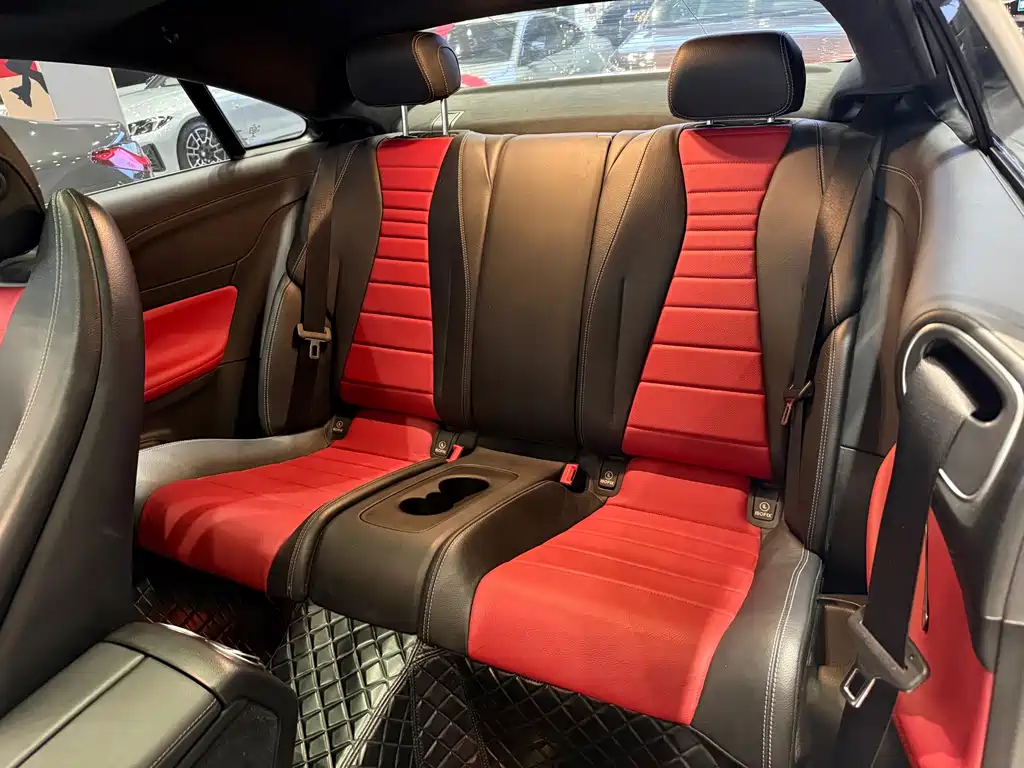 Mercedes-Benz E-Class (Import) — миниатюра 15