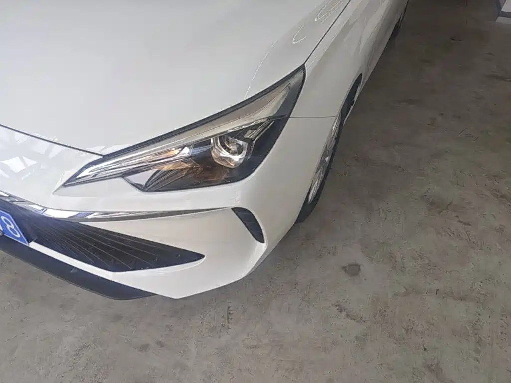 Roewe i5 — миниатюра 24