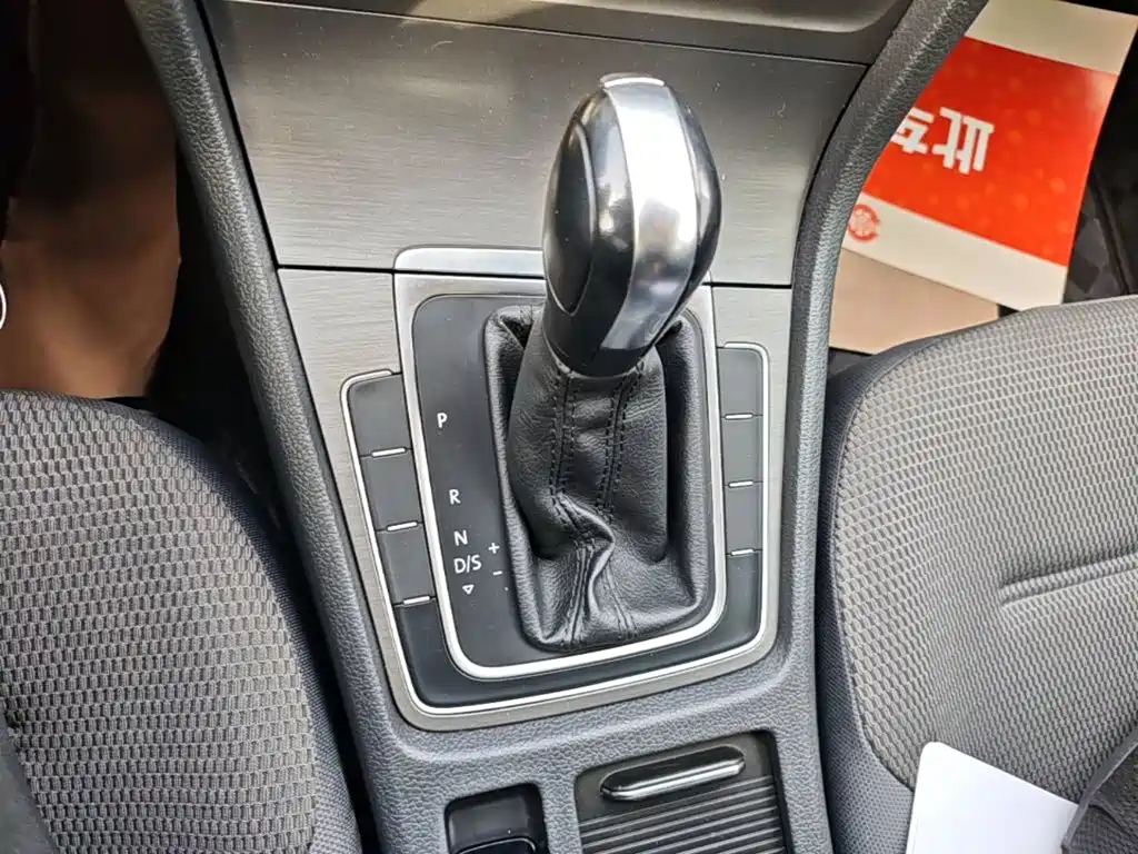 Volkswagen Golf — миниатюра 14