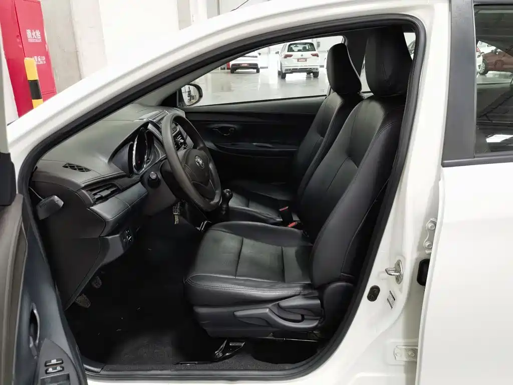 Toyota Vios — миниатюра 10