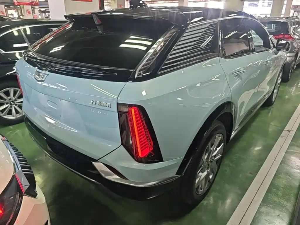 Cadillac IQ — миниатюра 7