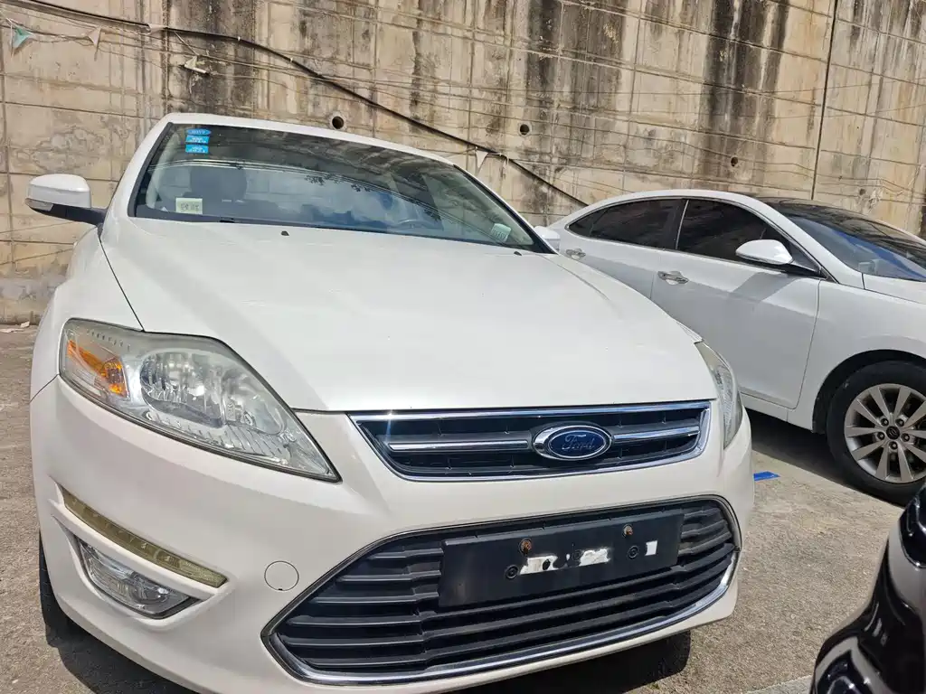 Ford Mondeo — миниатюра 2