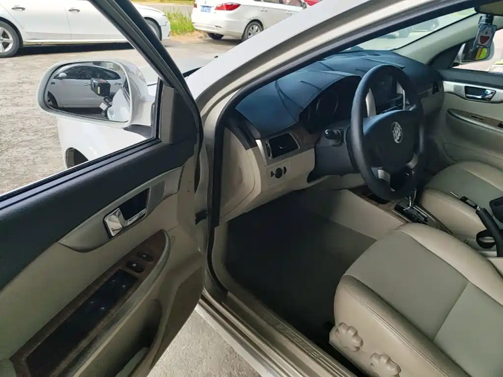 Buick Excelle — миниатюра 16