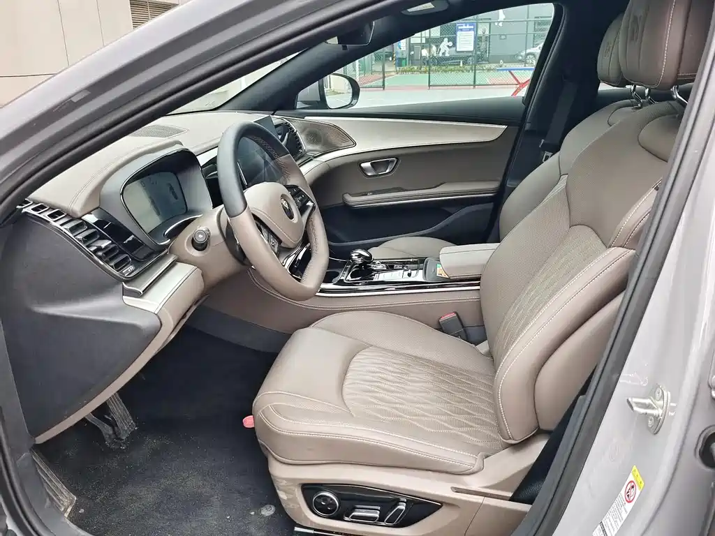 BYD Han 2025 DM-i Smart Drive 125KM Flagship