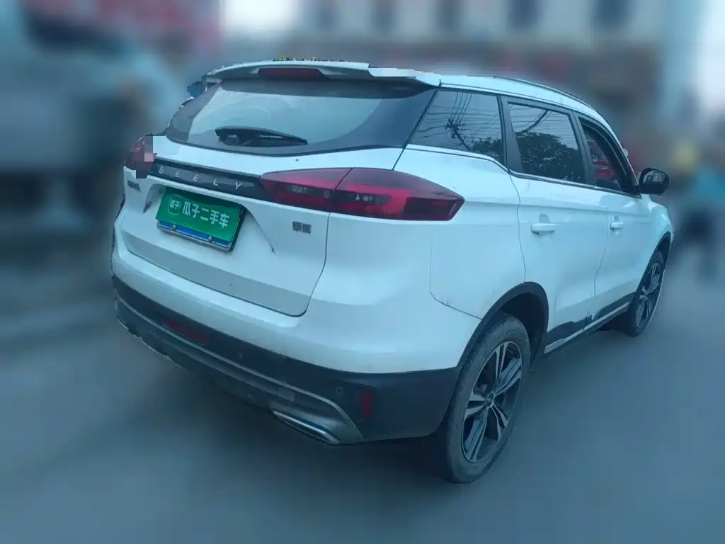 Geely Boyue — миниатюра 5