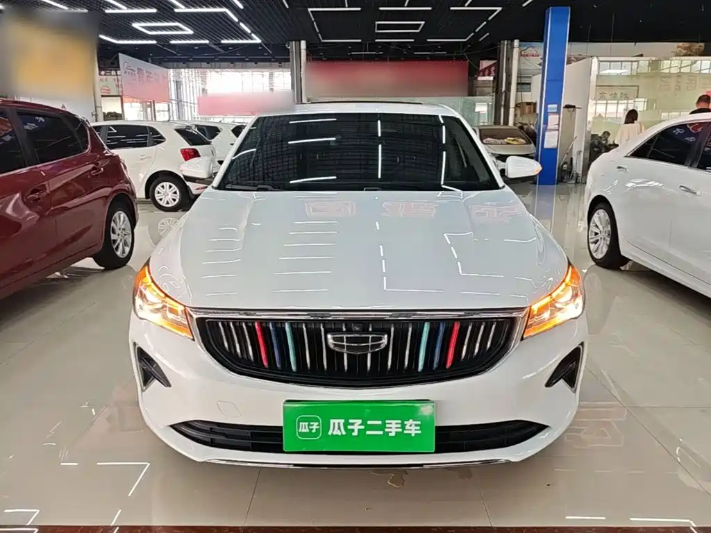 Geely Emgrand — миниатюра 3