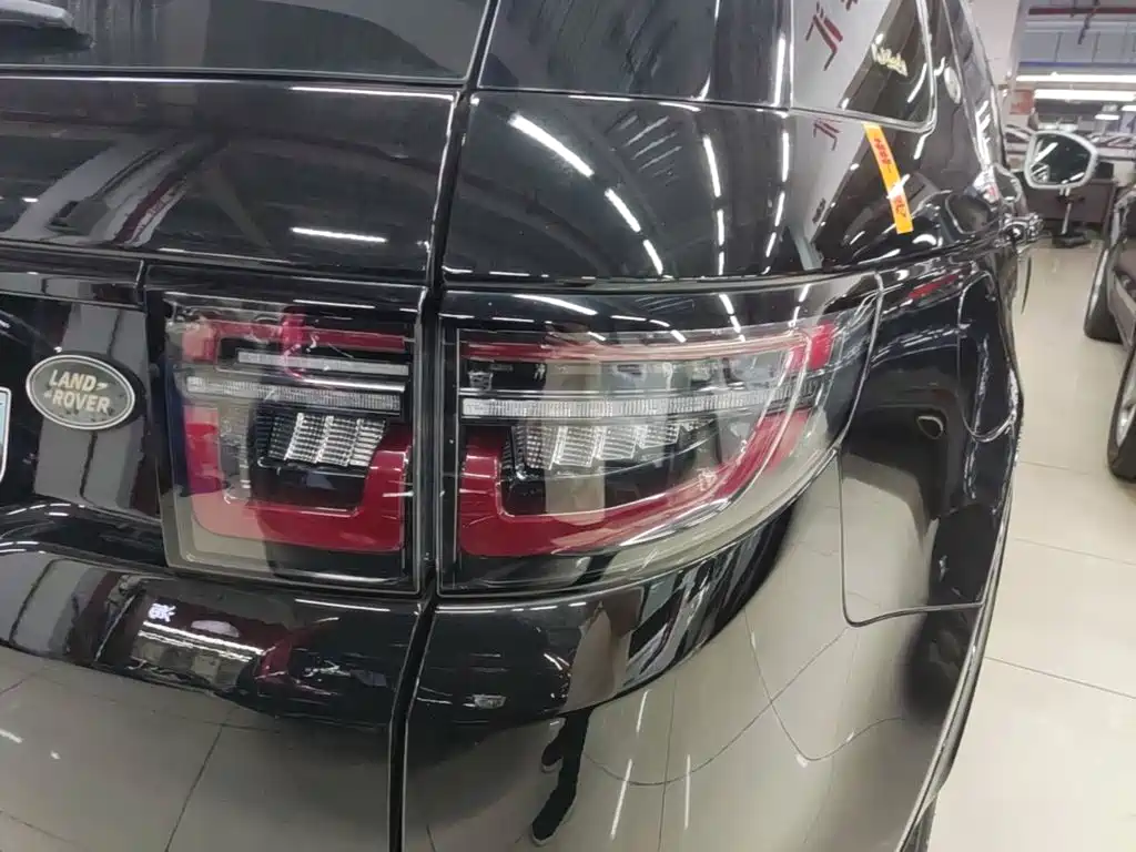 Land Rover Discovery Sport — миниатюра 8