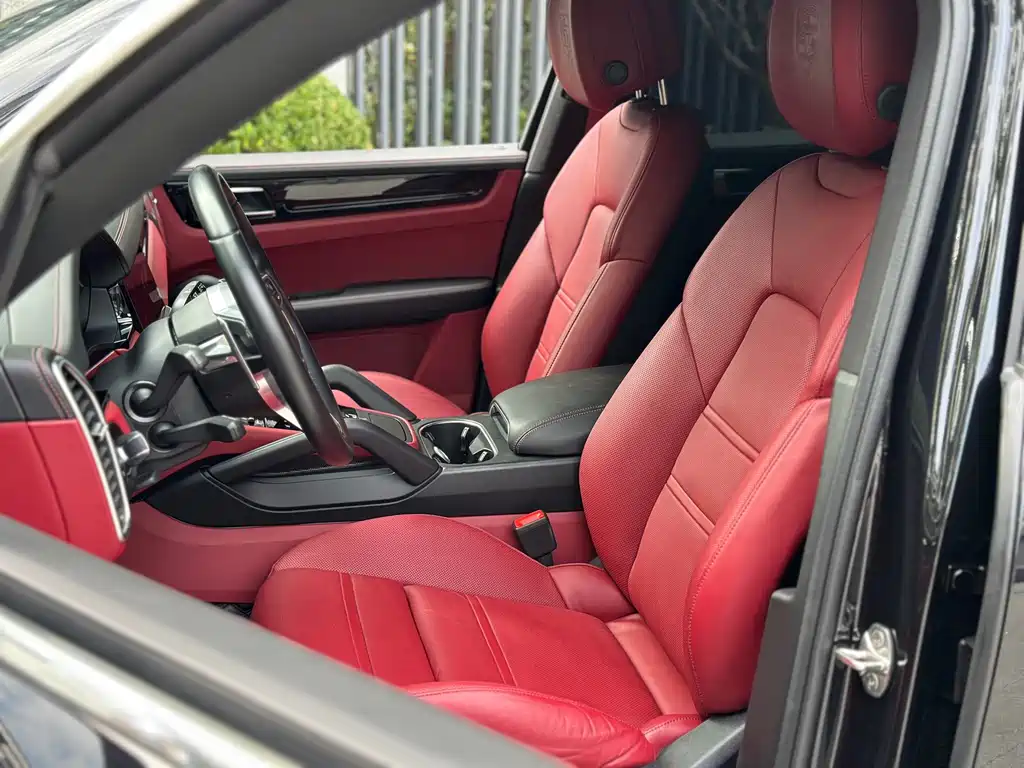 Porsche Cayenne Hybrid — миниатюра 9