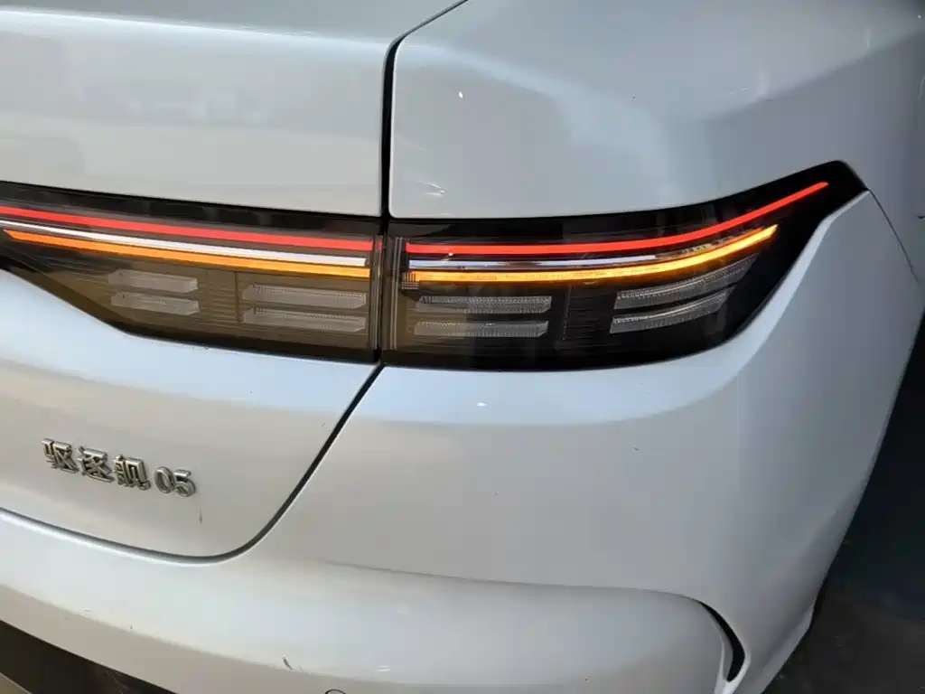 BYD Destroyer 05 — миниатюра 8