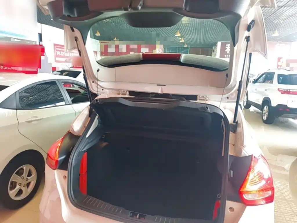 Ford Focus — миниатюра 19