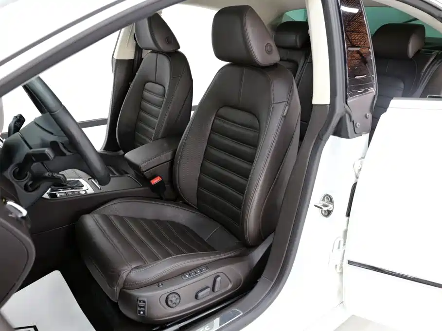 Volkswagen FAW - Passat CC CC 2016 2.0TSI