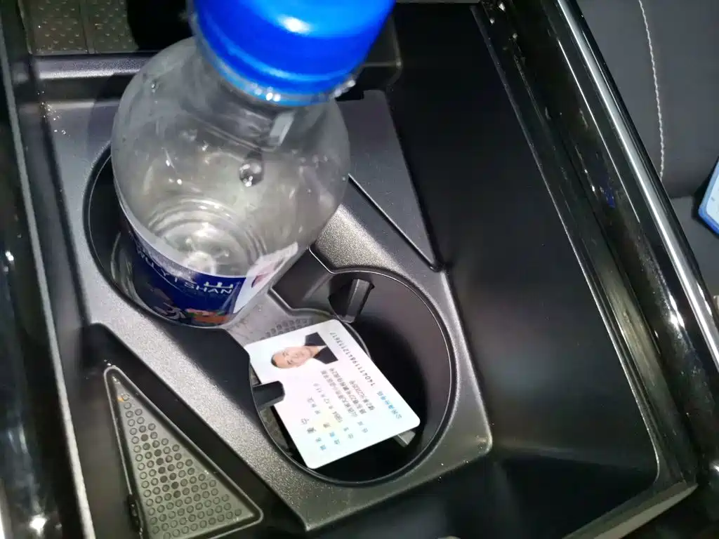 Volkswagen ID.4 X — миниатюра 12