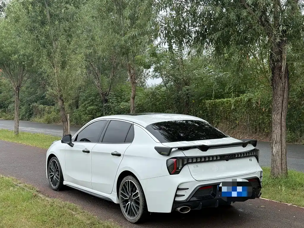 Lynk & Co 03 — миниатюра 7