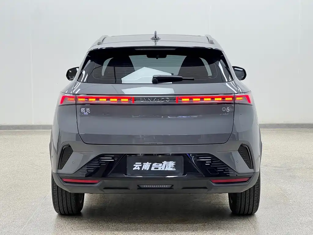 Lynk & Co 06 — миниатюра 6