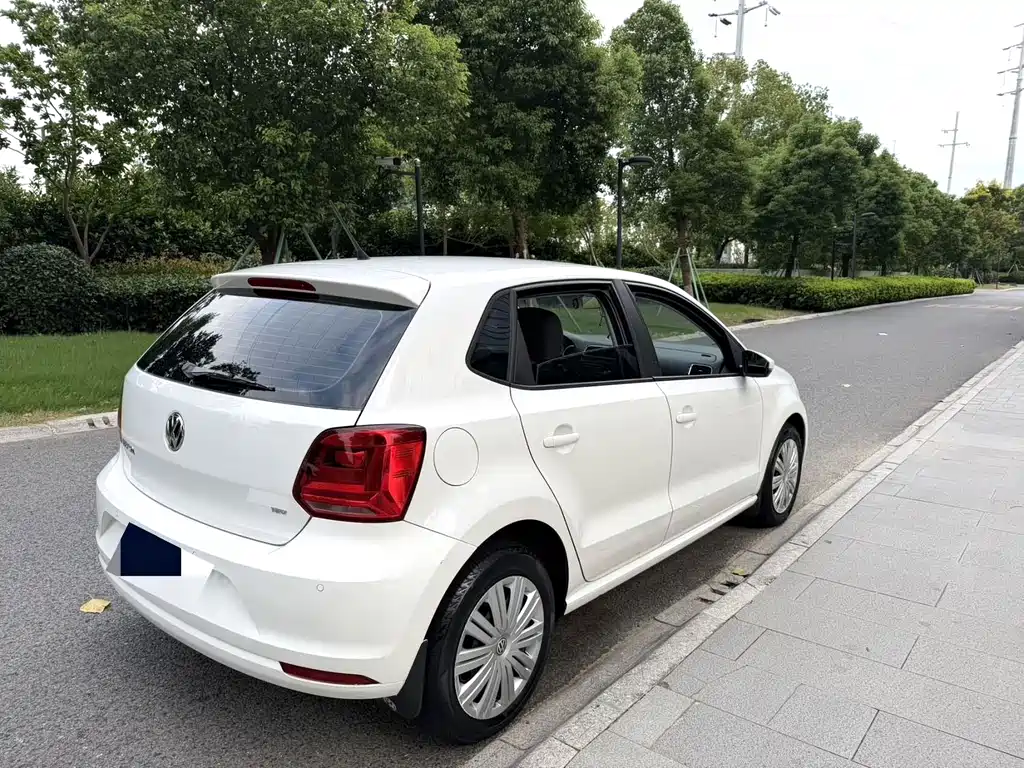 Volkswagen Polo — миниатюра 10