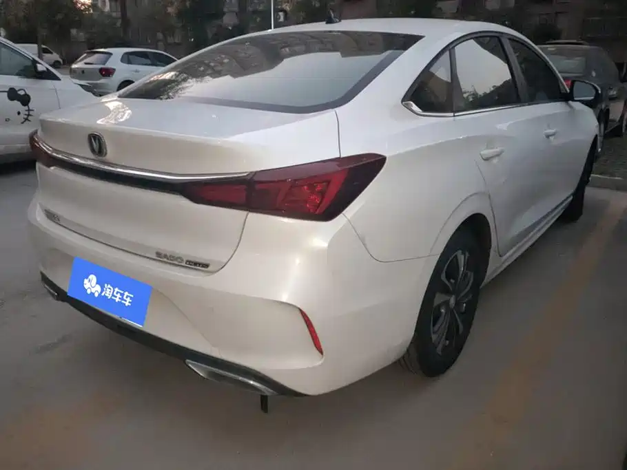 Changan Eado — миниатюра 3