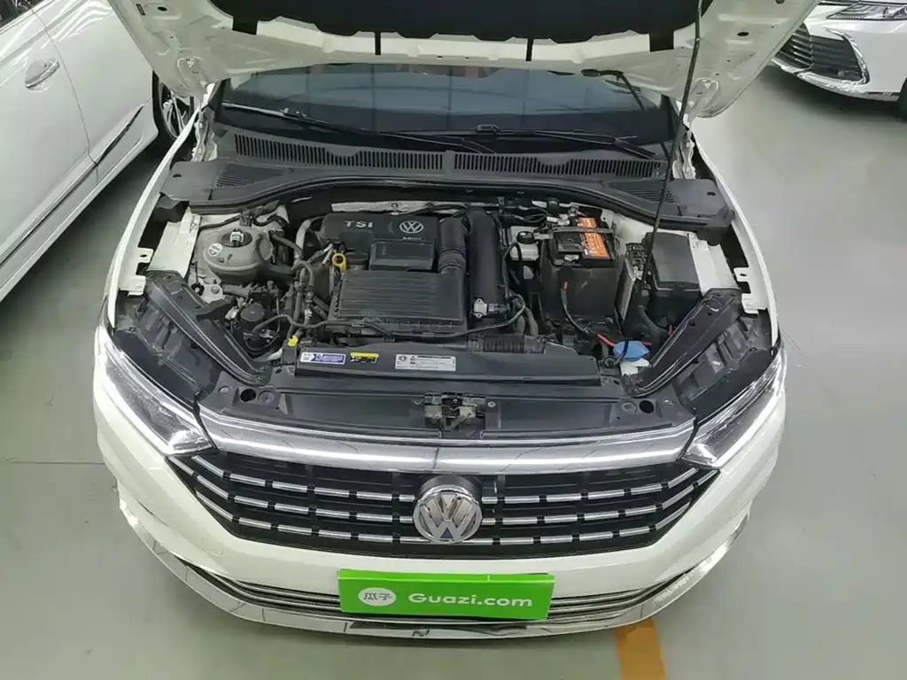 Volkswagen Sagitar — миниатюра 20