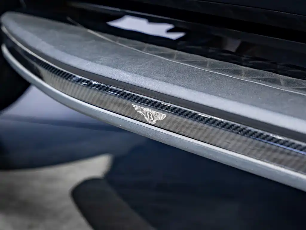 Bentley Bentayga — миниатюра 24